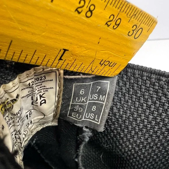 Dr. Martens Boots Women’s Size 8 Black Leather Chelsea Boots Yellow Stitching - Picture 6 of 9